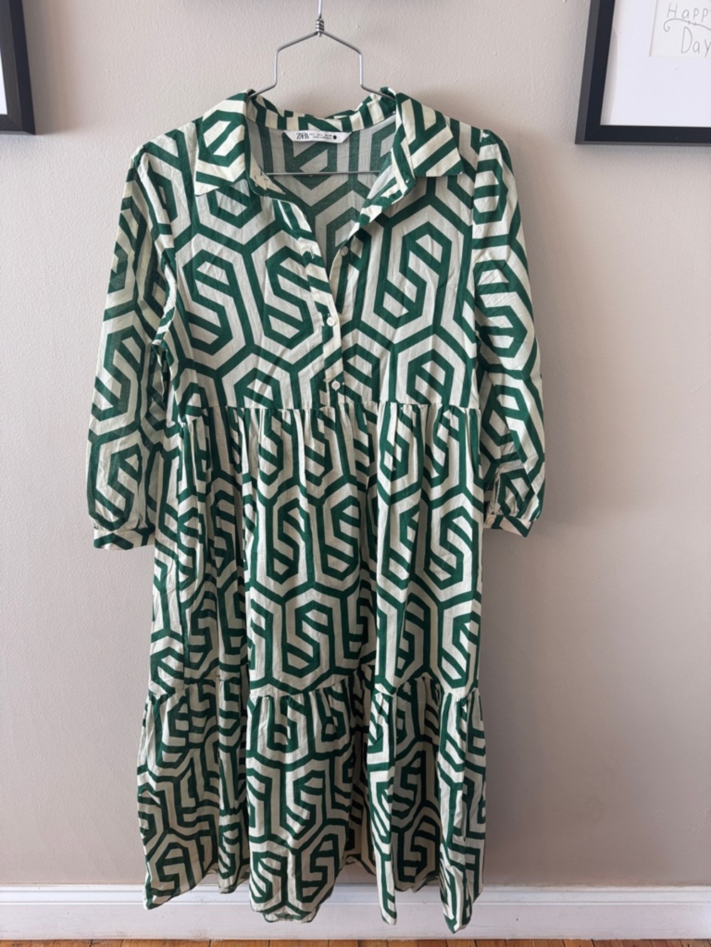 Zara Green and Cream Geometric Tiered Shirt Dress
